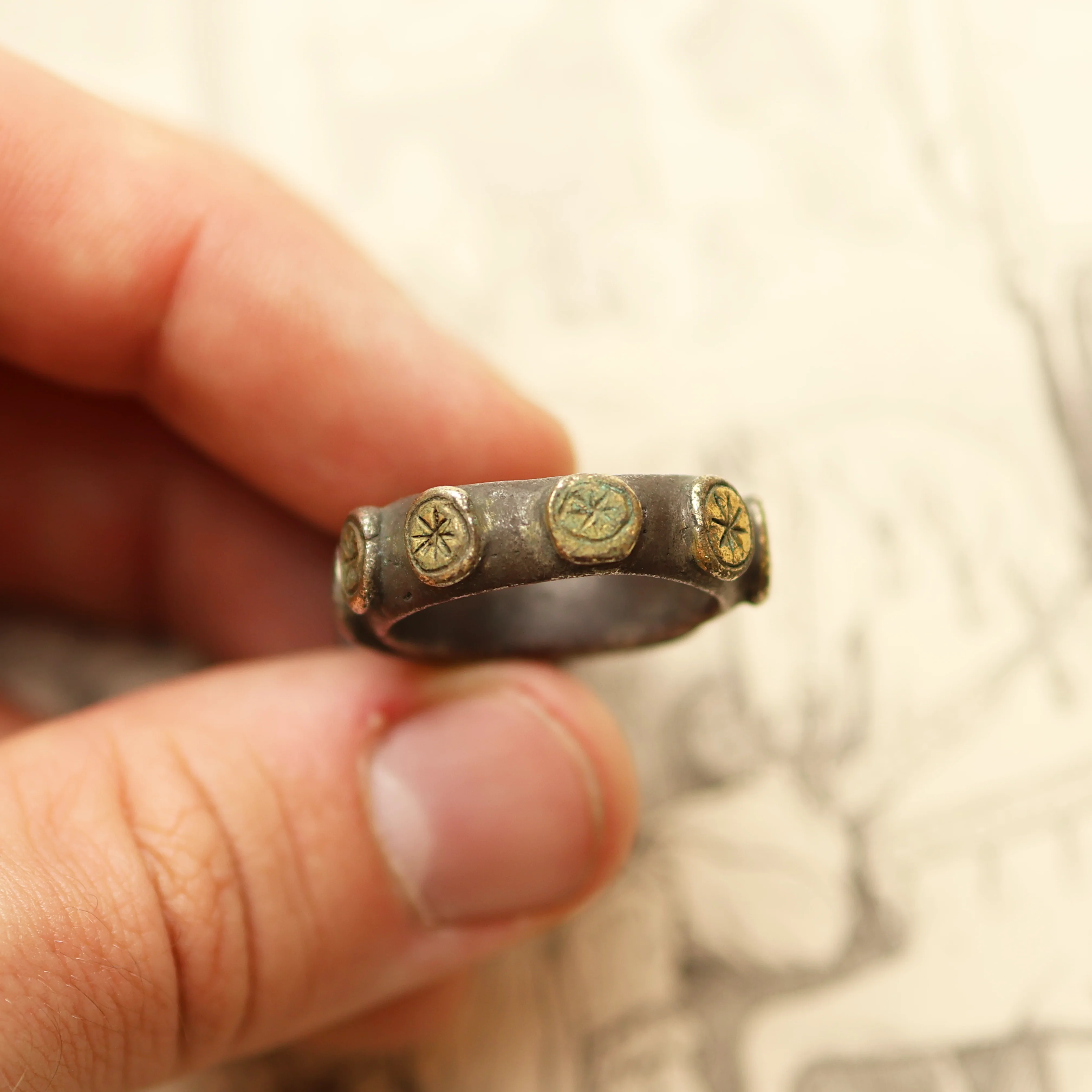 Late Renaissance Lion Ring - Image 8