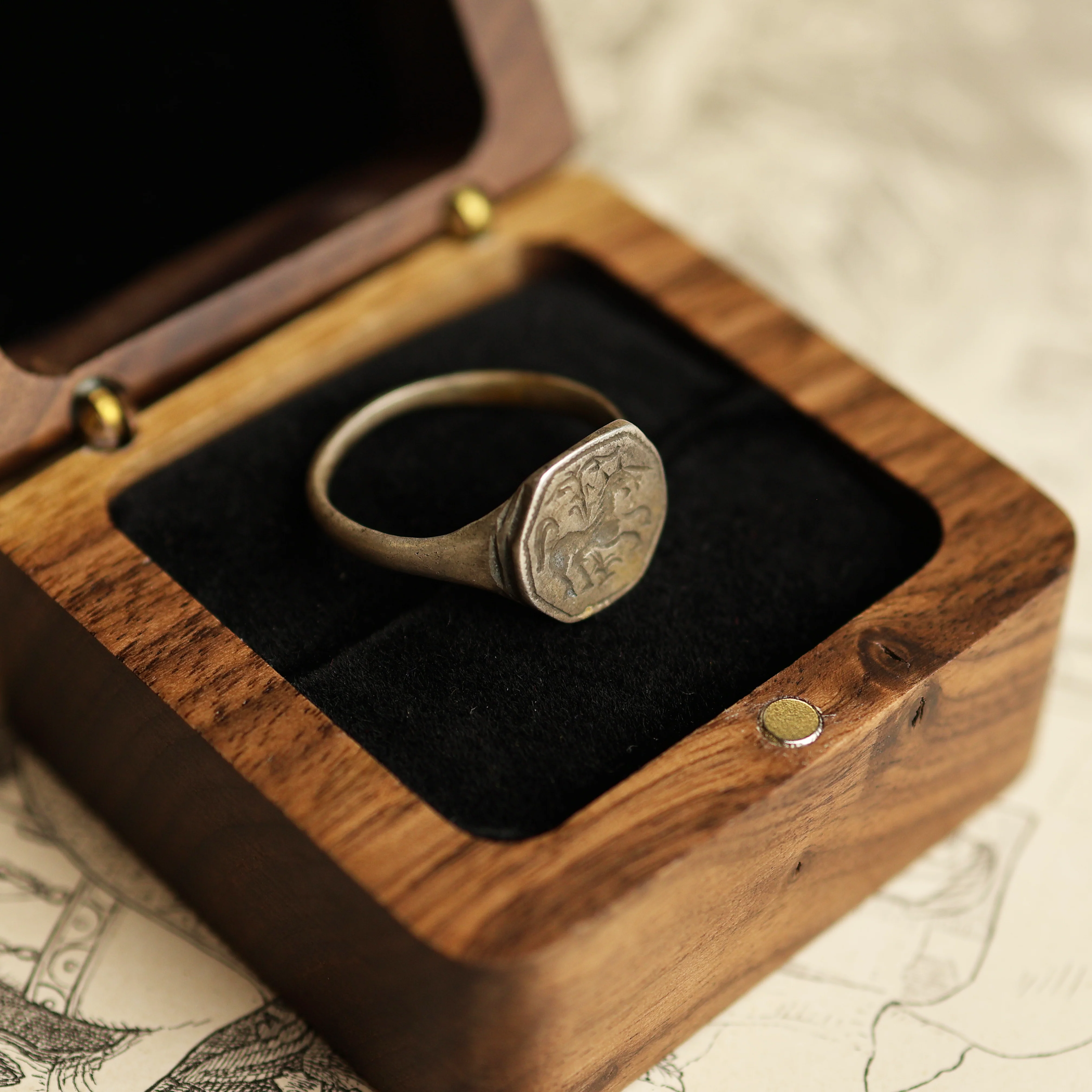 Medieval Galloping Horse Silver Ring - Image 3