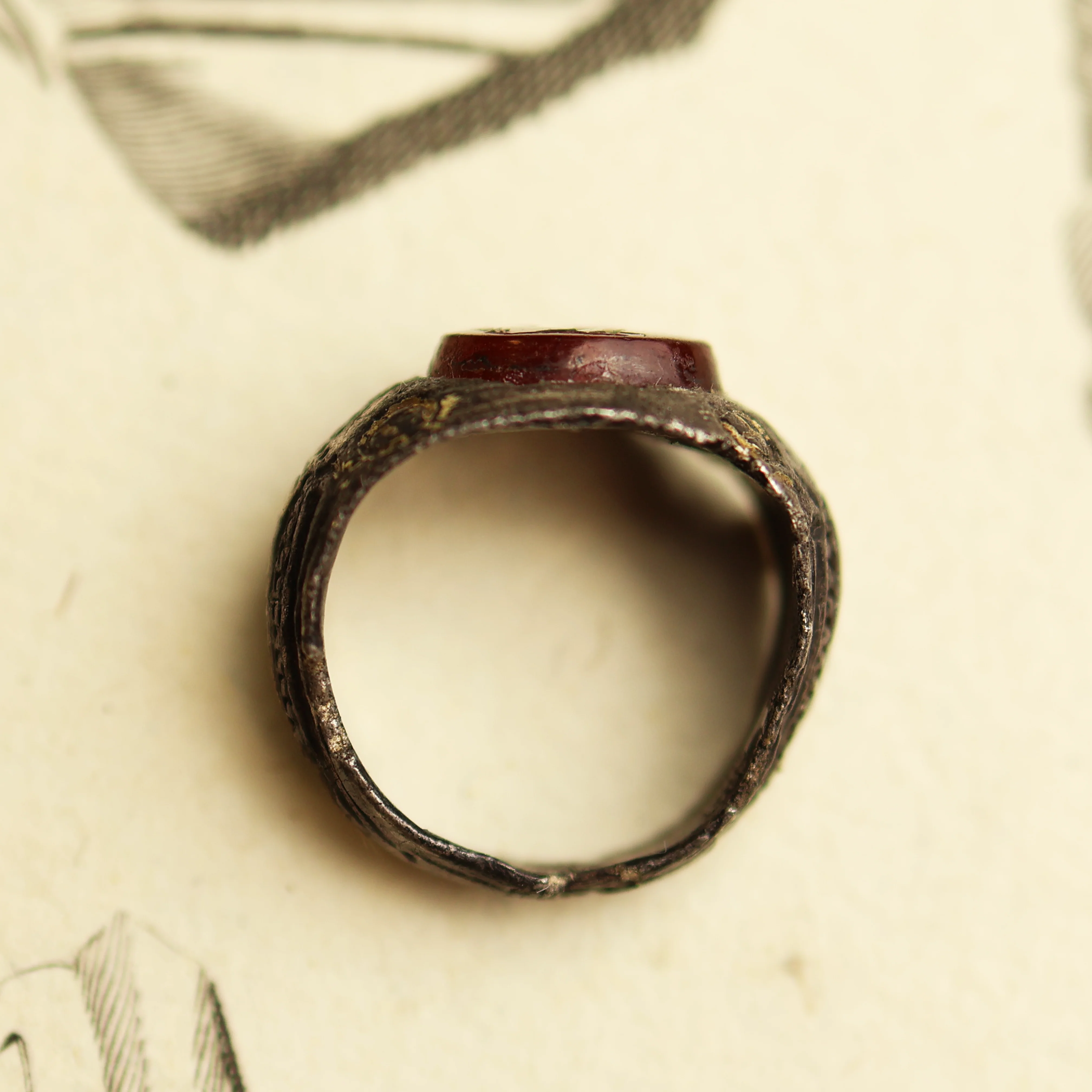 Roman Silver Ring with Garnet Intaglio of a Bird - Image 5