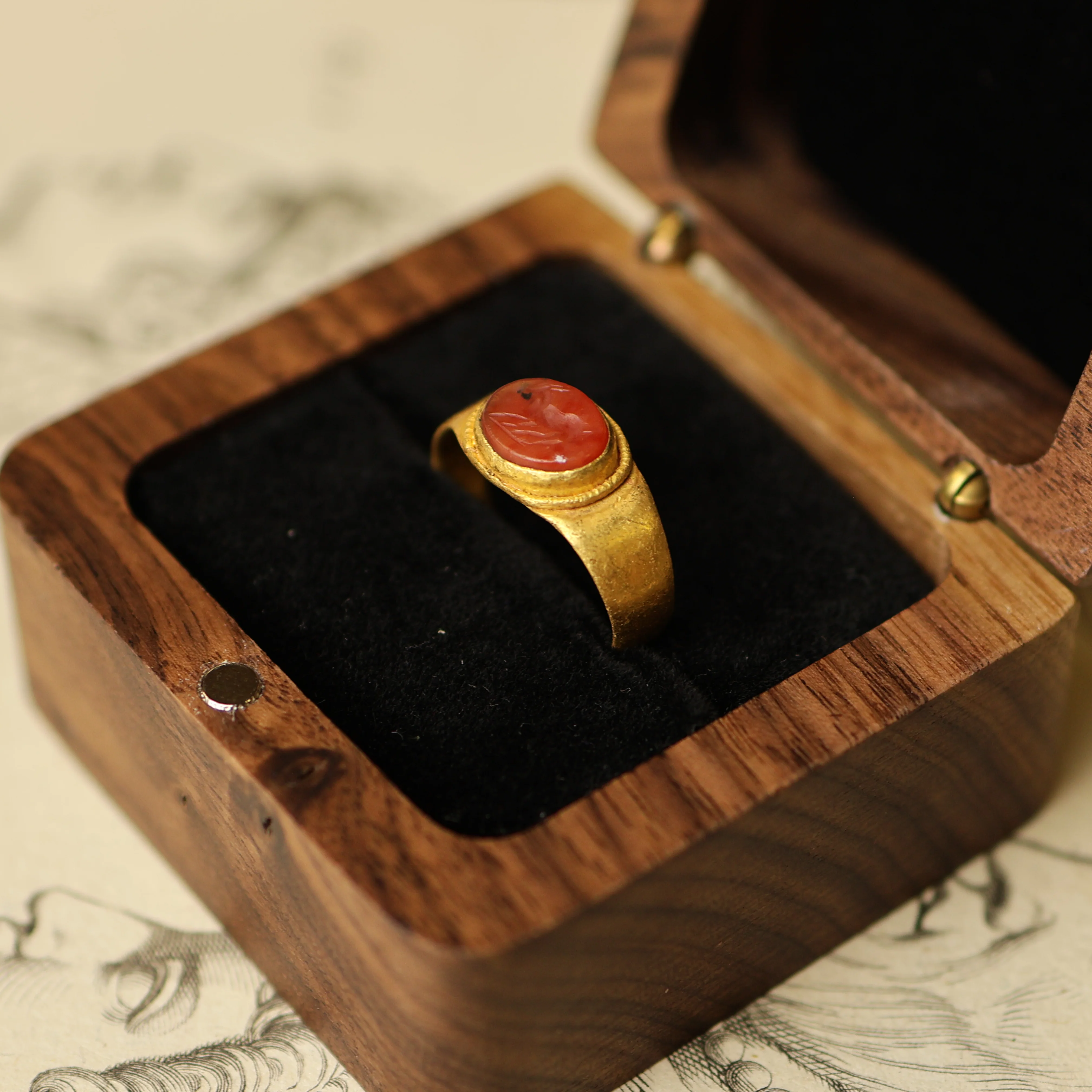 Roman Gold Ring with Goat Design - Image 6