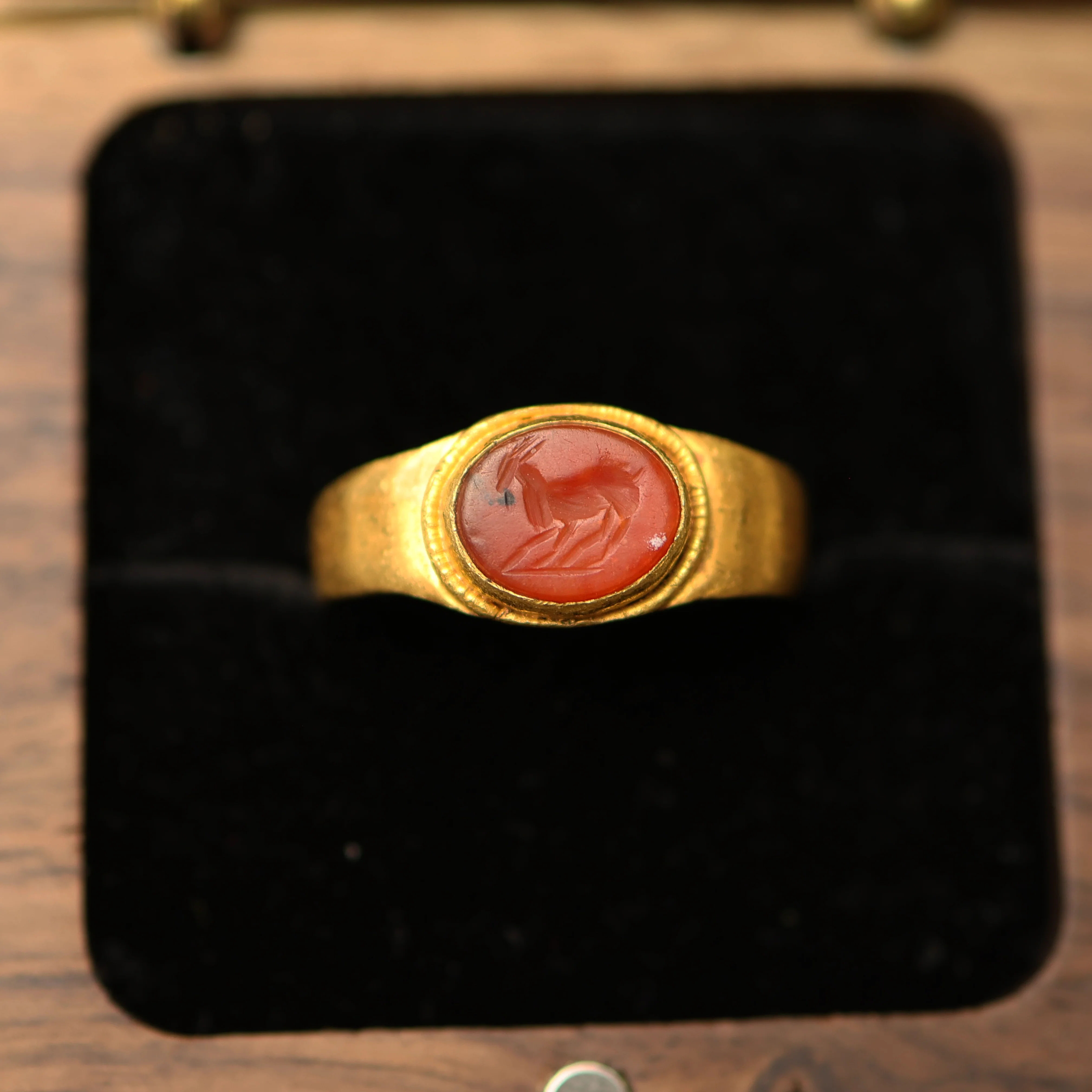 Roman Gold Ring with Goat Design - Image 7