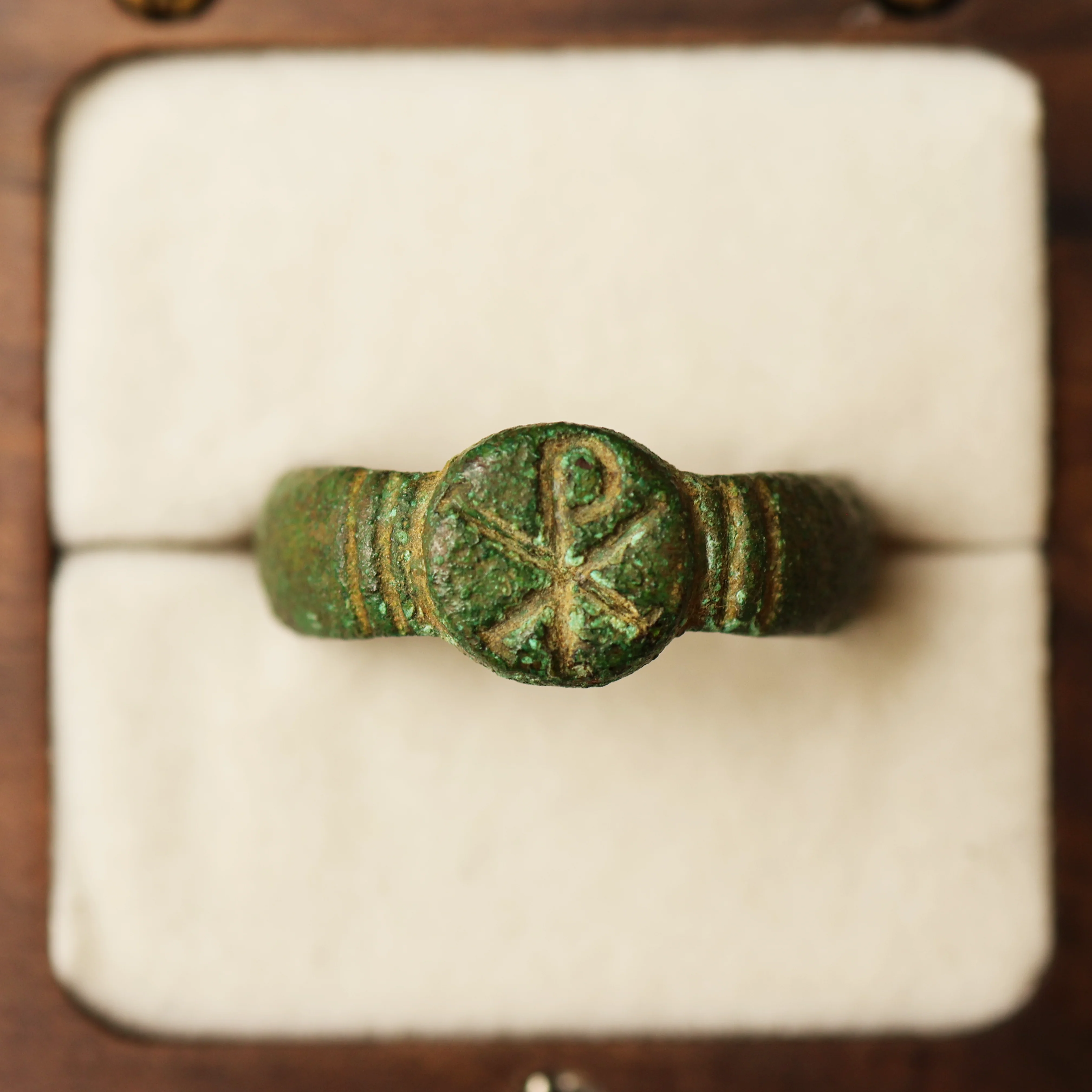 Late Roman Bronze Ring with Chi-Rho Symbol - Image 2