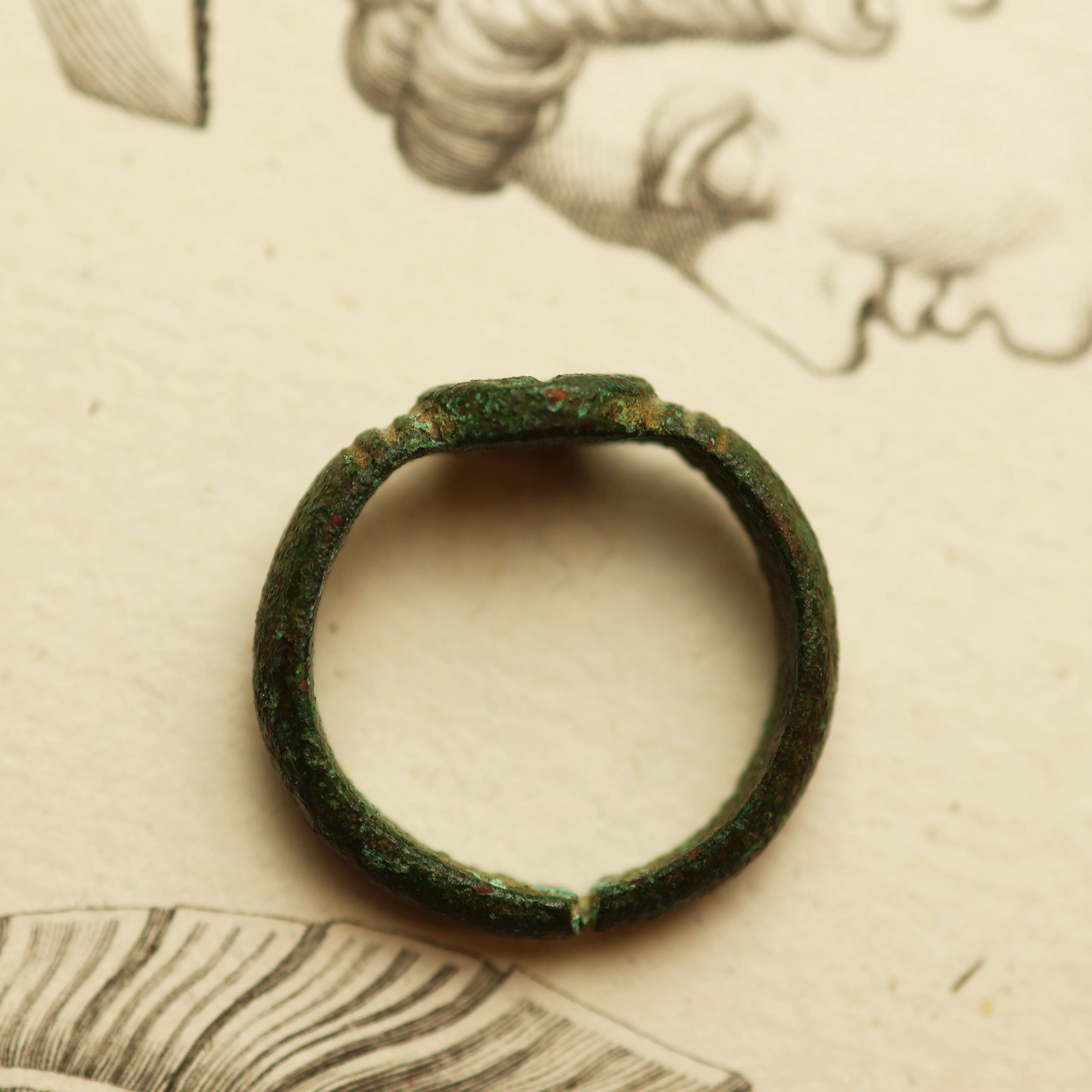 Late Roman Bronze Ring with Chi-Rho Symbol - Image 4