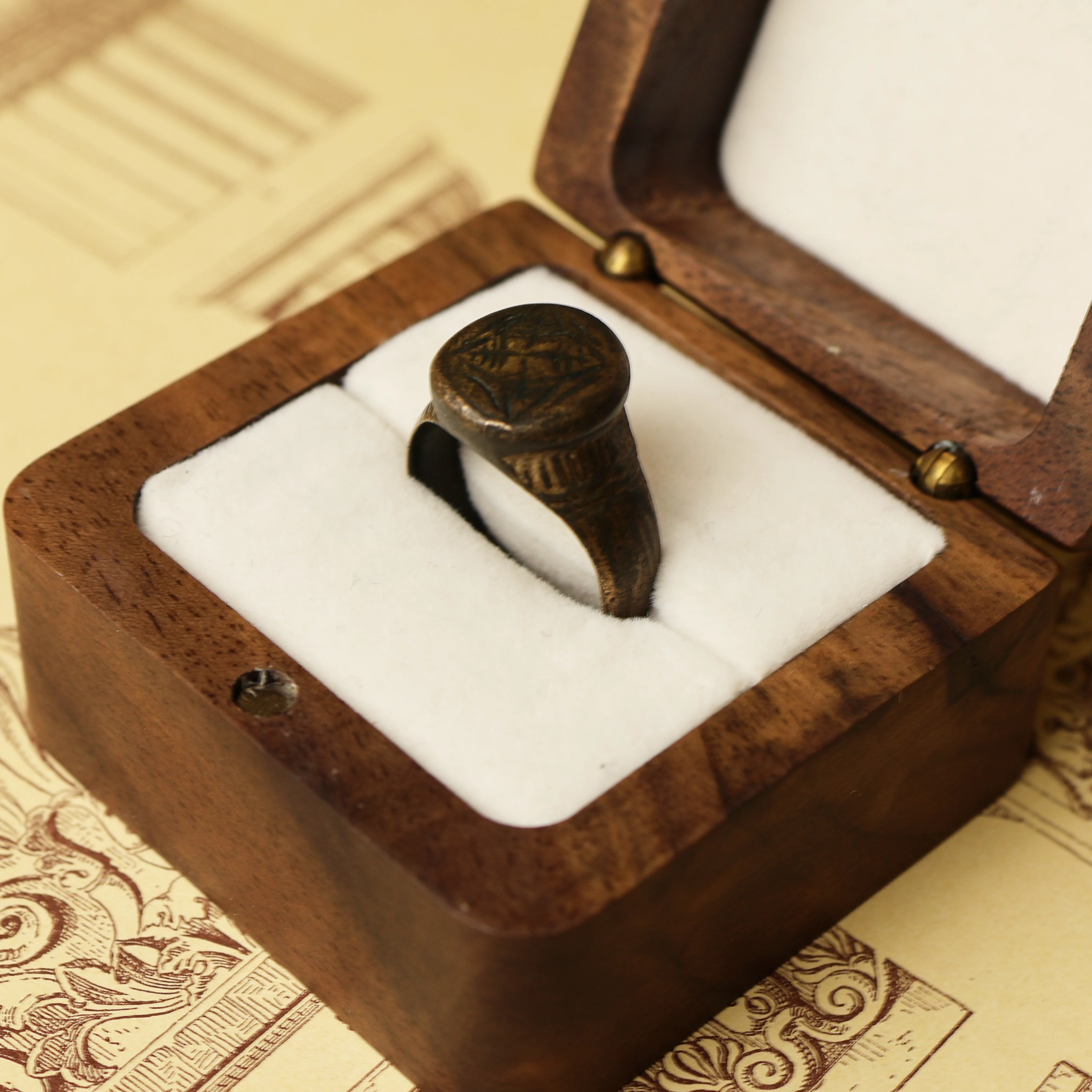Roman Bronze Signet Ring with Geometric Motif - Image 6