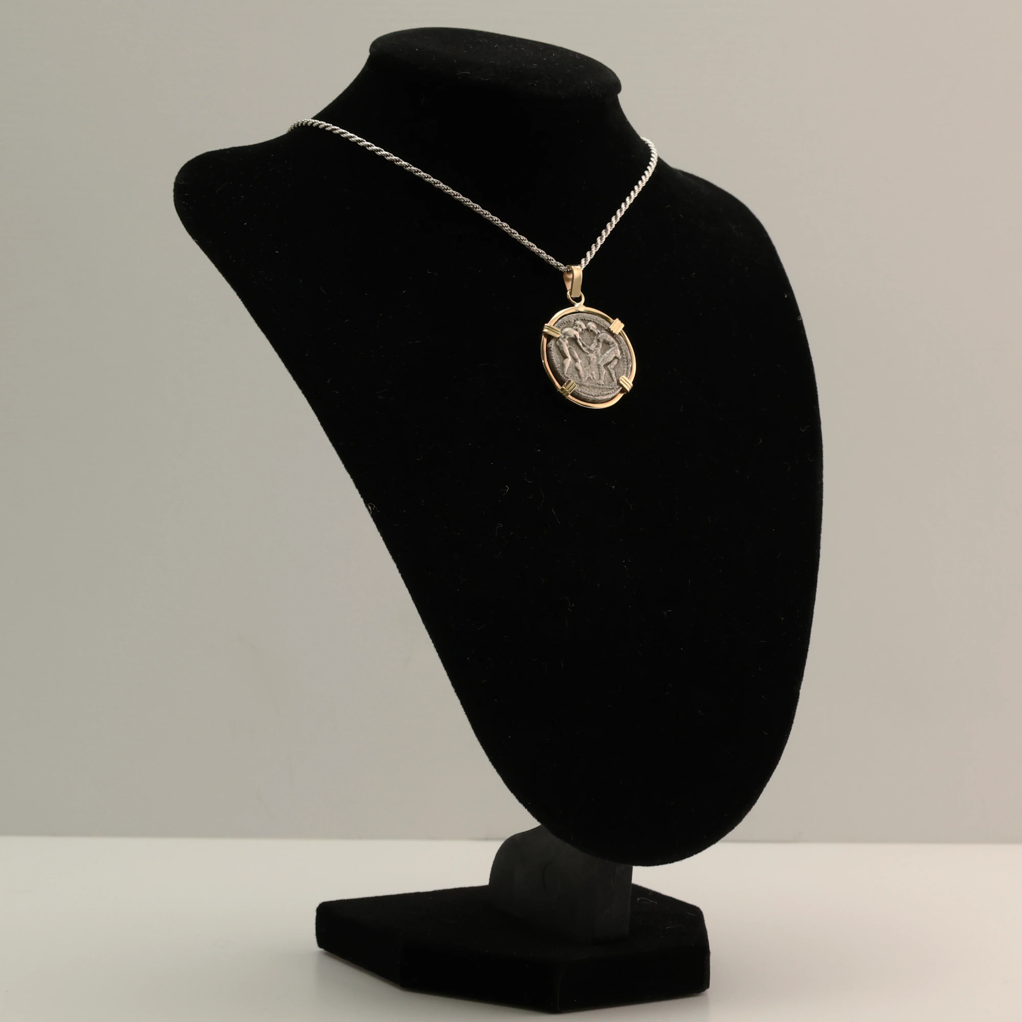 Ancient Greek Wrestler Pendant - Image 4